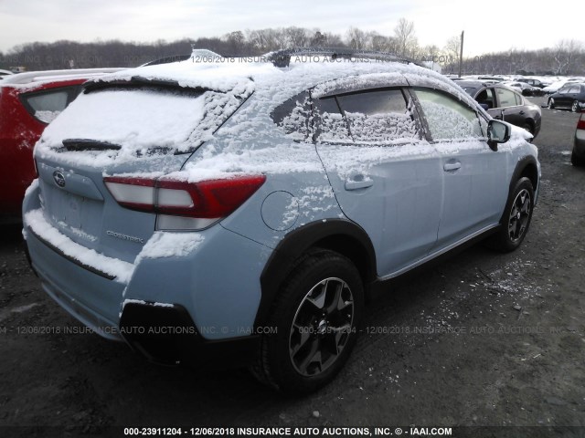 JF2GTADC8JH249148 - 2018 SUBARU CROSSTREK PREMIUM Light Blue photo 4