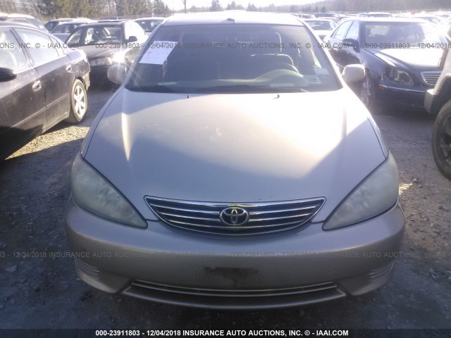 4T1BE32K15U524960 - 2005 TOYOTA CAMRY LE/XLE/SE GOLD photo 6