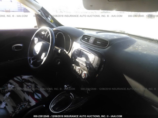 KNDJX3A59F7214920 - 2015 KIA SOUL ! BLACK photo 5