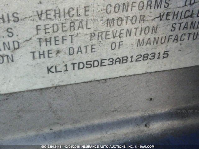 KL1TD5DE3AB128315 - 2010 CHEVROLET AVEO LS/LT GRAY photo 9