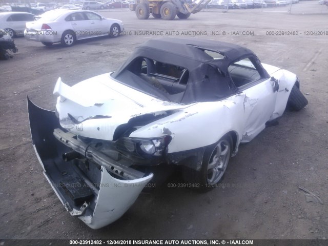 JHMAP11473T000926 - 2003 HONDA S2000 WHITE photo 4