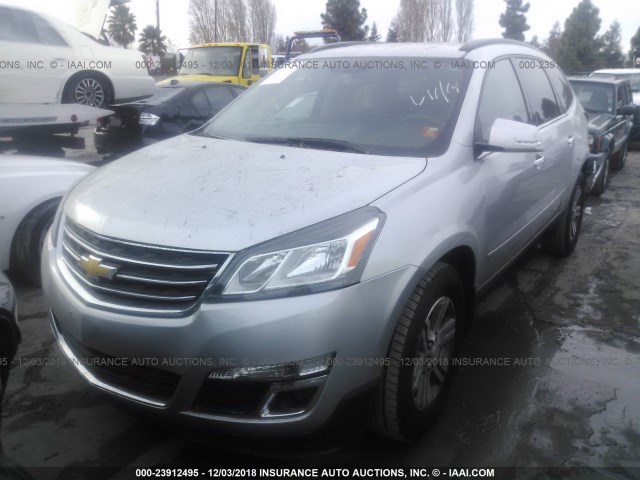 1GNKRHKD2GJ291805 - 2016 CHEVROLET TRAVERSE LT SILVER photo 2