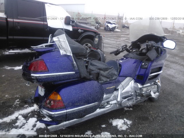 1HFSC474X2A100805 - 2002 HONDA GL1800 A BLUE photo 4