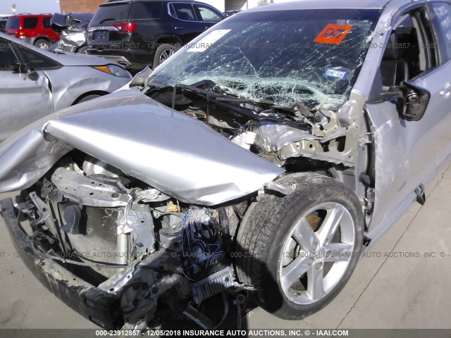 4T1BF1FKXEU340788 - 2014 TOYOTA CAMRY L/SE/LE/XLE 银色 照片 6
