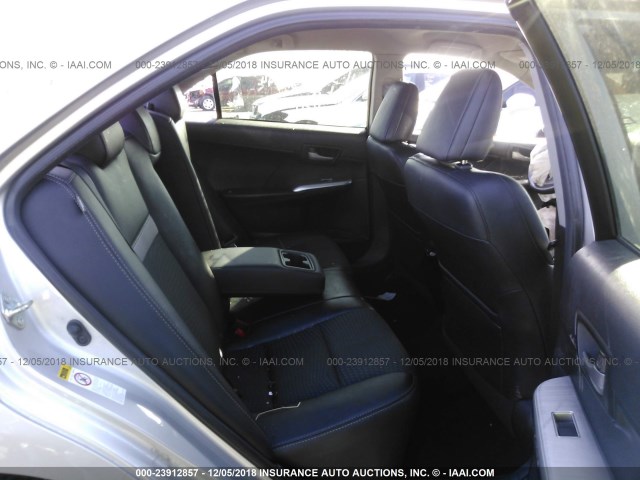 4T1BF1FKXEU340788 - 2014 TOYOTA CAMRY L/SE/LE/XLE 银色 照片 8