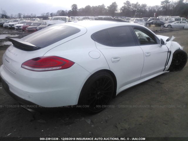 WP0AA2A7XEL011537 - 2014 PORSCHE PANAMERA 2/4 WHITE photo 4