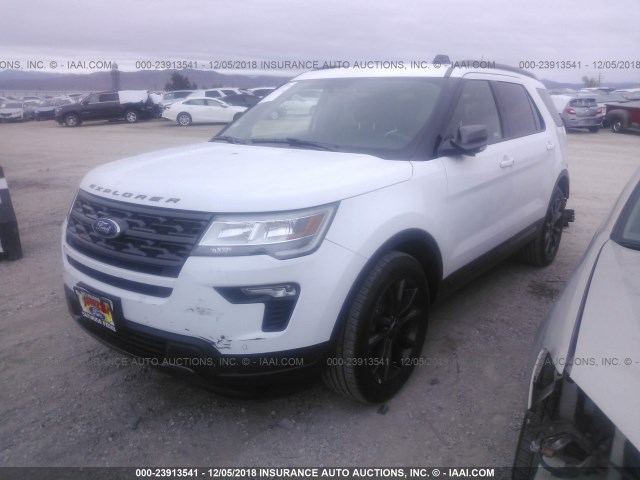 1FM5K7D8XJGC28116 - 2018 FORD EXPLORER XLT WHITE photo 2