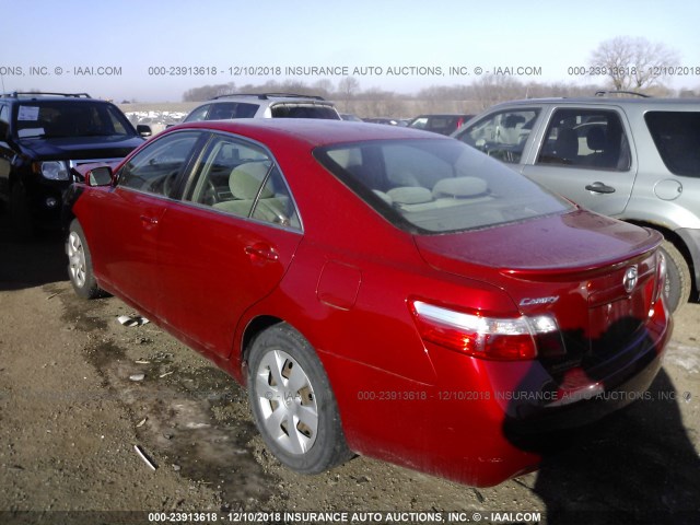 JTNBE46K073065607 - 2007 TOYOTA CAMRY NEW GENERAT CE/LE/XLE/SE RED photo 3