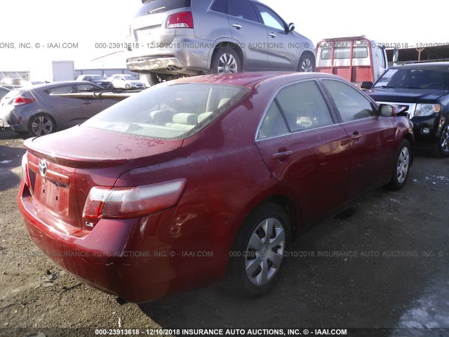 JTNBE46K073065607 - 2007 TOYOTA CAMRY NEW GENERAT CE/LE/XLE/SE RED photo 4