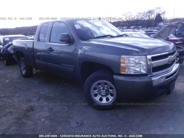 1GCRCREA8BZ244563 - 2011 CHEVROLET SILVERADO C1500  LS GRAY photo 1