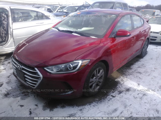 5NPD84LF8HH001042 - 2017 HYUNDAI ELANTRA SE/VALUE/LIMITED RED photo 2