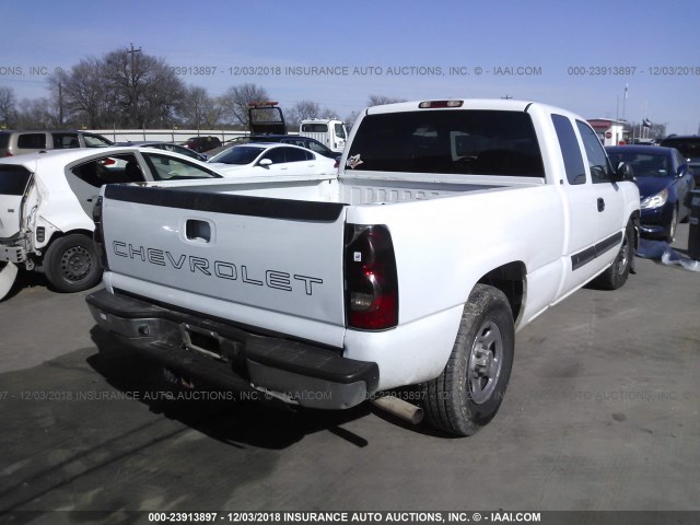 2GCEC19V041375267 - 2004 CHEVROLET SILVERADO C1500 WHITE photo 4