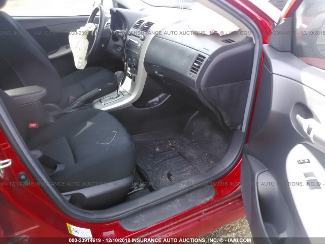 1NXBU4EE5AZ382413 - 2010 TOYOTA COROLLA S/LE/XLE RED photo 5