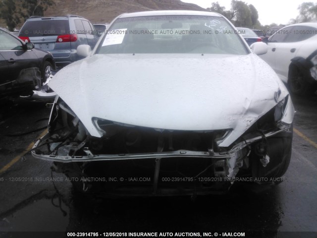 JTDBE32K720135893 - 2002 TOYOTA CAMRY LE/XLE/SE SILVER photo 6