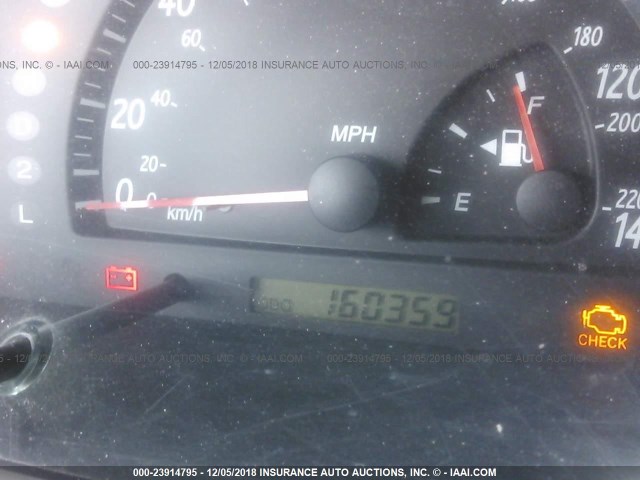 JTDBE32K720135893 - 2002 TOYOTA CAMRY LE/XLE/SE SILVER photo 7