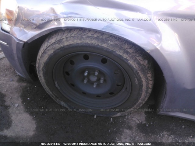 2D4FV47V46H335158 - 2006 DODGE MAGNUM SXT GRAY photo 6