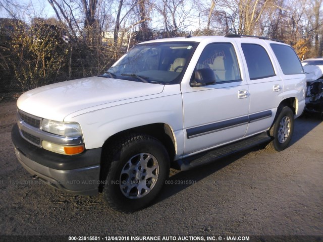 1GNEK13TX4R148371 - 2004 CHEVROLET TAHOE K1500 WHITE photo 2