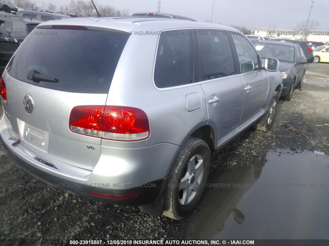 WVGZG77L26D008089 - 2006 VOLKSWAGEN TOUAREG 3.2 SILVER photo 4