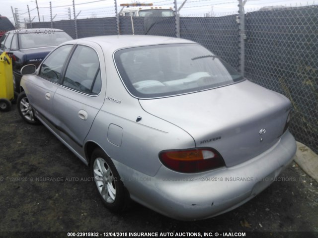 KMHJF34M8WU675447 - 1998 HYUNDAI ELANTRA GLS SILVER photo 3