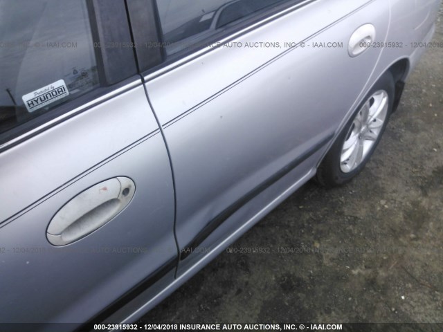 KMHJF34M8WU675447 - 1998 HYUNDAI ELANTRA GLS SILVER photo 6