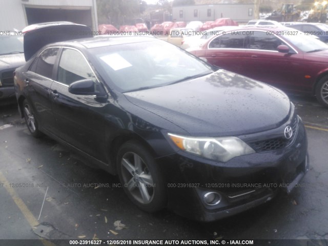 4T1BF1FK4DU250759 - 2013 TOYOTA CAMRY L/SE/LE/XLE 黑色 照片 1