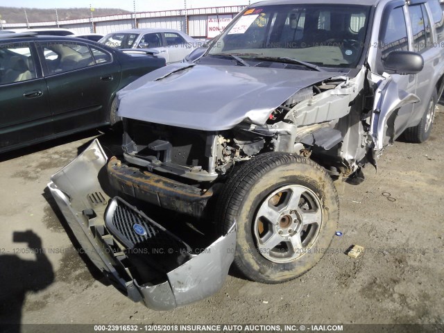 1GNDS13S542374989 - 2004 CHEVROLET TRAILBLAZER LS/LT SILVER photo 6