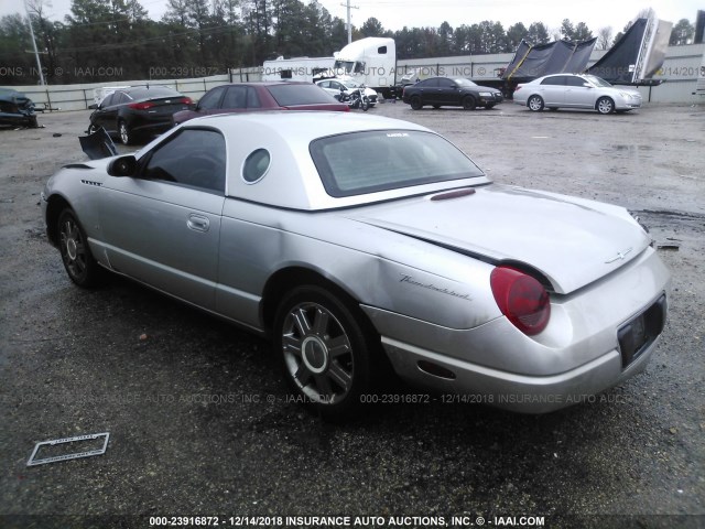 1FAHP60A34Y100925 - 2004 FORD THUNDERBIRD  SILVER photo 3