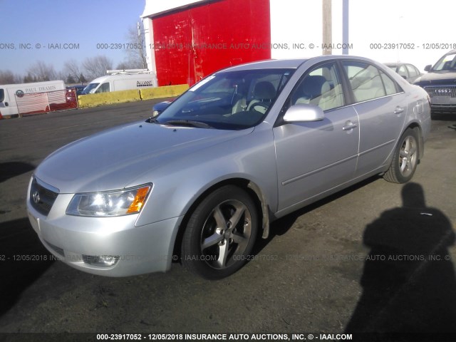 5NPEU46F18H365010 - 2008 HYUNDAI SONATA SE/LIMITED SILVER photo 2