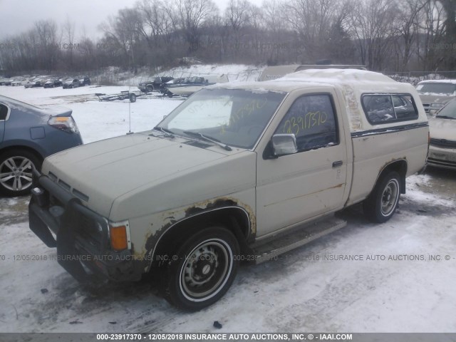 1N6ND11S8HC324014 - 1987 NISSAN D21 SHORT BED GOLD photo 2