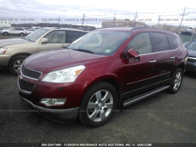 1GNKVLED9CJ272754 - 2012 CHEVROLET TRAVERSE LTZ RED photo 2