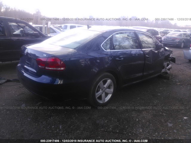 1VWAT7A35FC108759 - 2015 VOLKSWAGEN PASSAT S Dark Blue photo 4