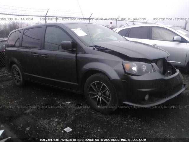 2C4RDGBG1JR153749 - 2018 DODGE GRAND CARAVAN SE GRAY photo 1