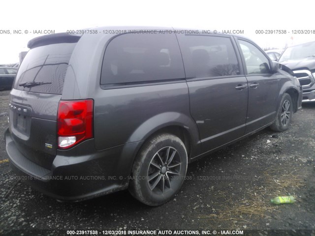 2C4RDGBG1JR153749 - 2018 DODGE GRAND CARAVAN SE GRAY photo 4