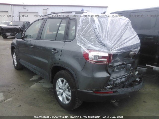 WVGAV7AXXHK028717 - 2017 VOLKSWAGEN TIGUAN S/LIMITED GRAY photo 3