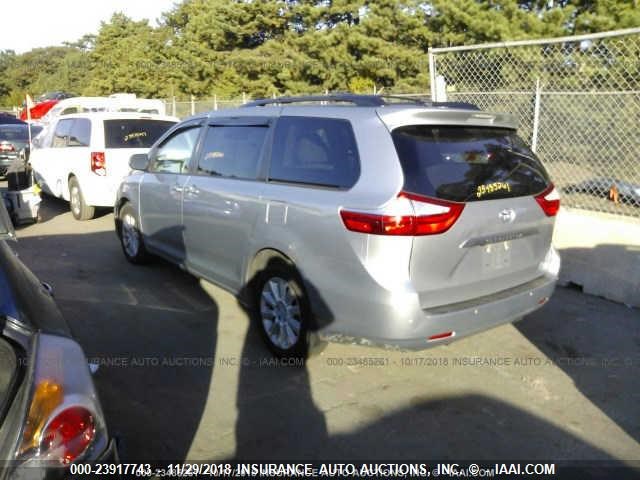 5TDDK3DC0GS145077 - 2016 TOYOTA SIENNA XLE/LIMITED GRAY photo 3