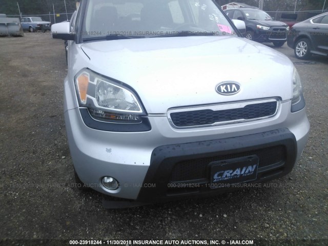 KNDJT2A22B7705612 - 2011 KIA SOUL +/!/SPORT SILVER photo 6