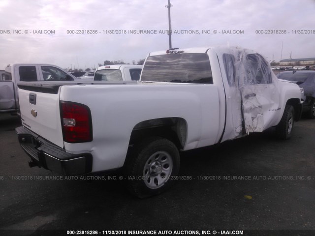 1GCEC19088Z264421 - 2008 CHEVROLET SILVERADO C1500 WHITE photo 4