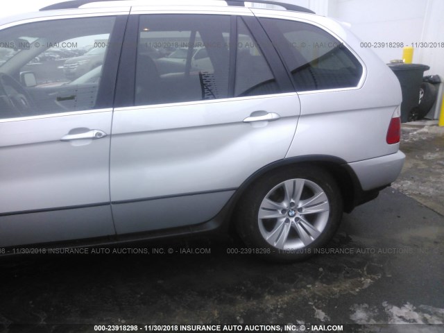 5UXFB53525LV15563 - 2005 BMW X5 4.4I Gümüş foto 6