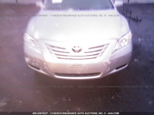 JTNBK46K883036446 - 2008 TOYOTA CAMRY LE/XLE/SE SILVER photo 6