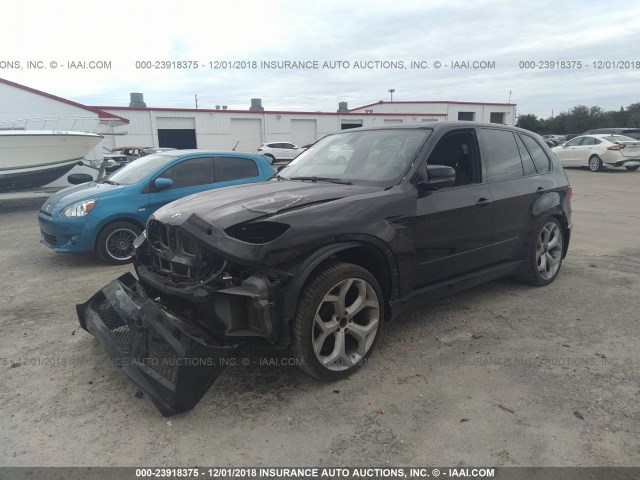 5YMGY0C58BLK26701 - 2011 BMW X5 M BLACK photo 2