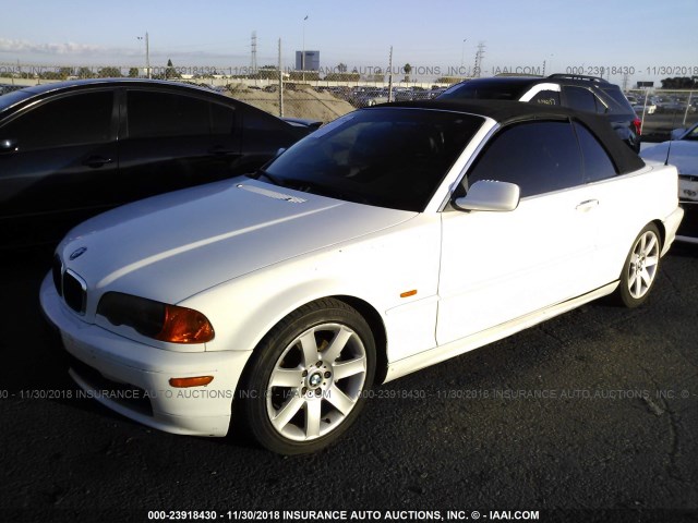 WBABR3342YEB40046 - 2000 BMW 323 CI WHITE photo 2
