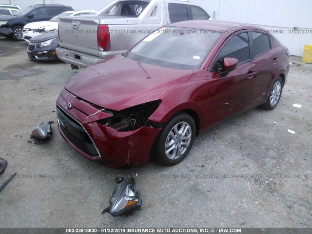 3MYDLBZV0GY127402 - 2016 TOYOTA SCION IA MAROON photo 2