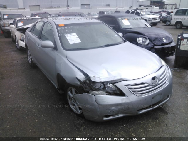 4T1BE46K17U531748 - 2007 TOYOTA CAMRY NEW GENERAT CE/LE/XLE/SE SILVER photo 1