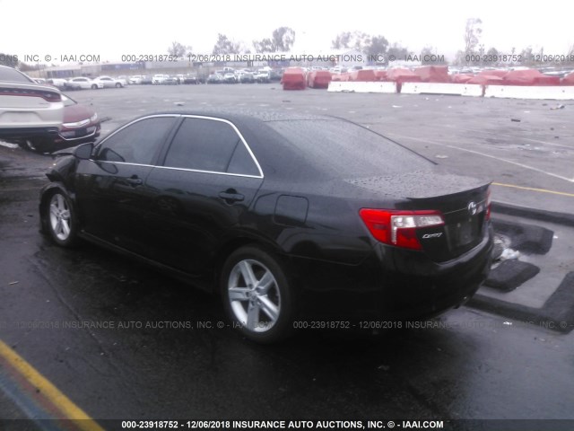 4T1BF1FK4EU365962 - 2014 TOYOTA CAMRY L/SE/LE/XLE 黑色 照片 3