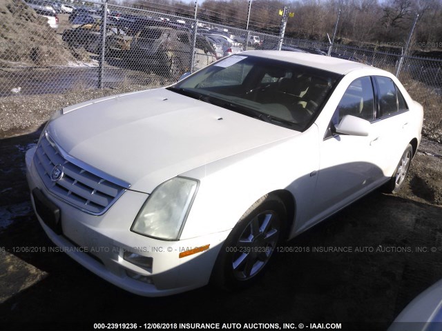 1G6DC67A150142362 - 2005 CADILLAC STS WHITE photo 2