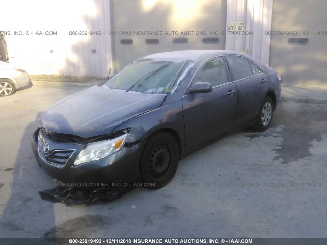4T1BF3EK5AU014954 - 2010 TOYOTA CAMRY SE/LE/XLE 灰色 照片 2