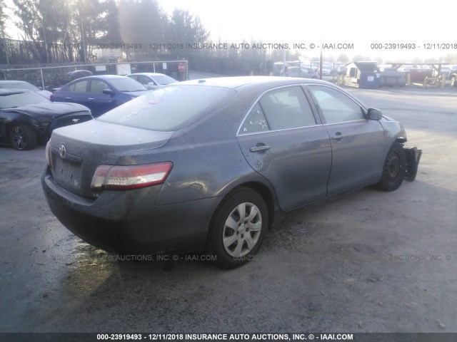 4T1BF3EK5AU014954 - 2010 TOYOTA CAMRY SE/LE/XLE 灰色 照片 4
