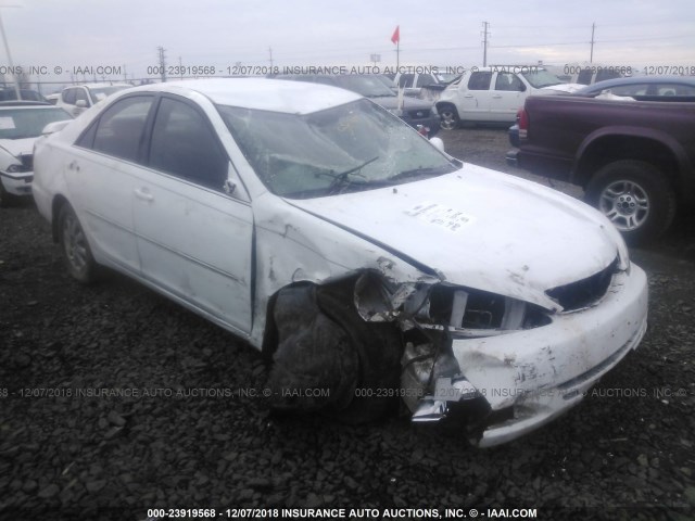 4T1BE32K03U236098 - 2003 TOYOTA CAMRY LE/XLE/SE WHITE photo 1