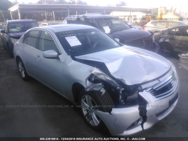 JN1CV6AR8FM520420 - 2015 INFINITI Q40 SILVER photo 1