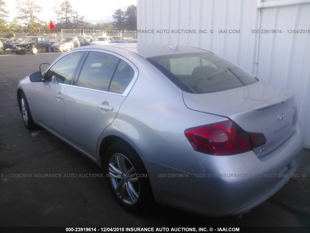 JN1CV6AR8FM520420 - 2015 INFINITI Q40 SILVER photo 3